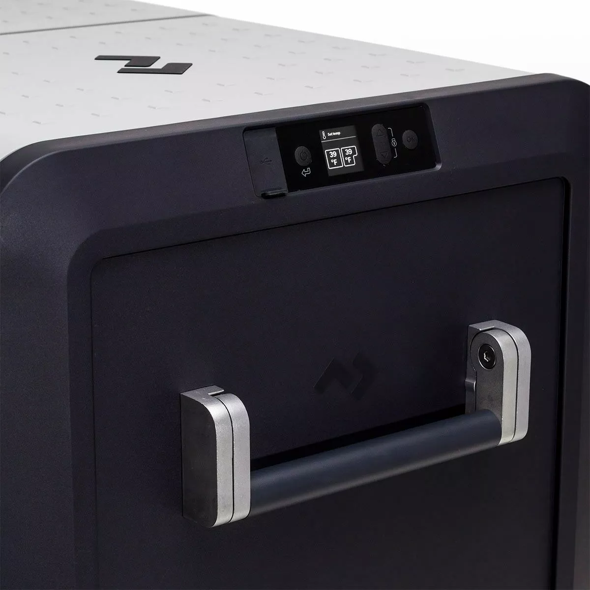 CFX3 75 Dual Zone Powered Cooler Dometic Coolers 6 CFX3 75 Dual Zone Powered Cooler Dometic Coolers - Image 4