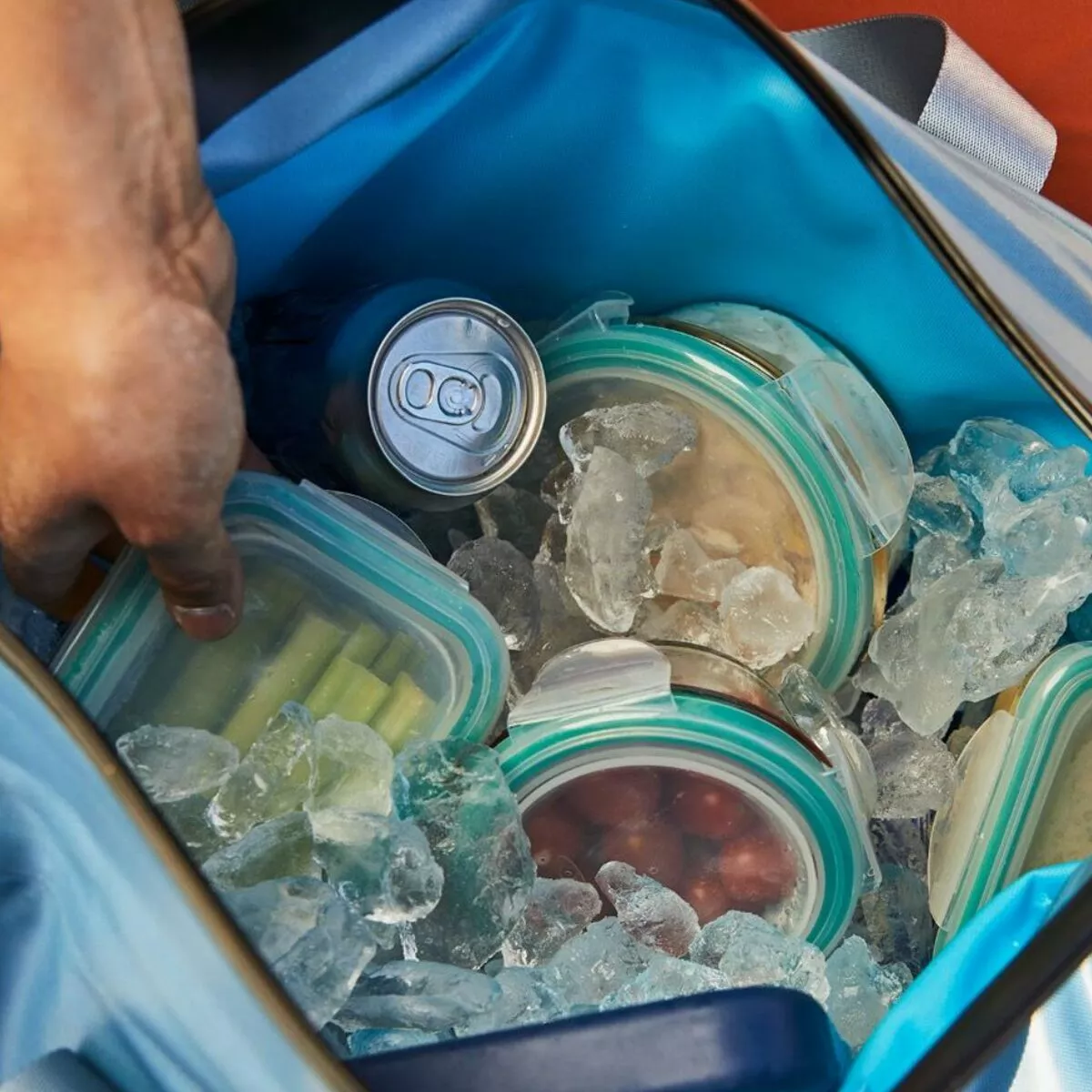 18L Day Escape Soft Cooler Tote Hydro Flask Coolers 11 18L Day Escape Soft Cooler Tote Hydro Flask Coolers - Image 9