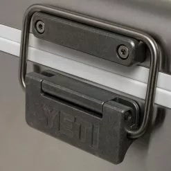 V Series Cooler YETI Coolers 9 V Series Cooler YETI Coolers -Outlet Fly Fishing Store STASTE D7